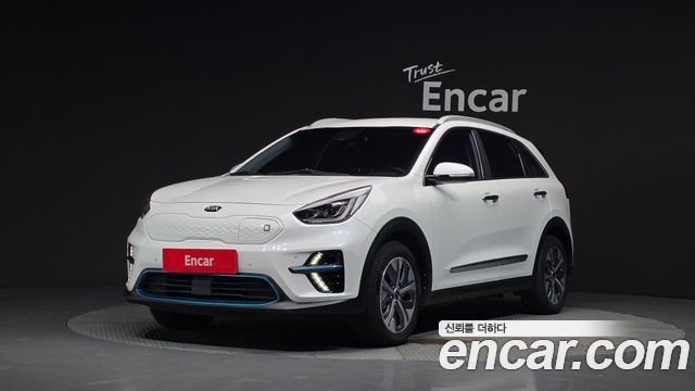 Kia Niro 2019 — photo 1