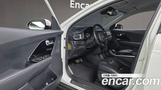 Kia Niro 2019 — photo 10