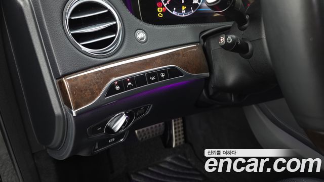Mercedes-Benz S-Class 2018 — photo 14