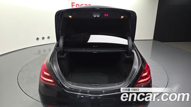Mercedes-Benz S-Class 2018 — photo 20