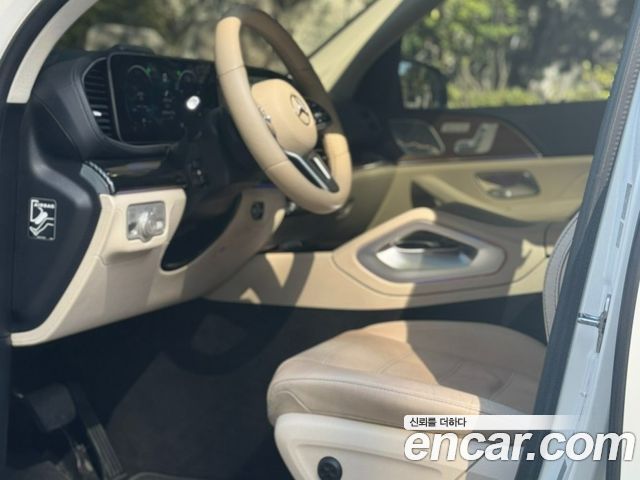 Mercedes-Benz GLE-Class 2021 — photo 10
