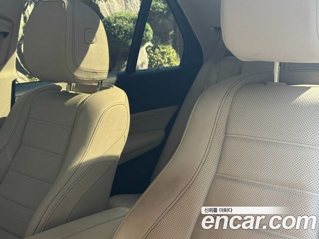 Mercedes-Benz GLE-Class 2021 — photo 13