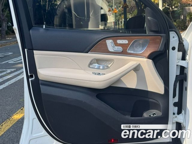 Mercedes-Benz GLE-Class 2021 — photo 14