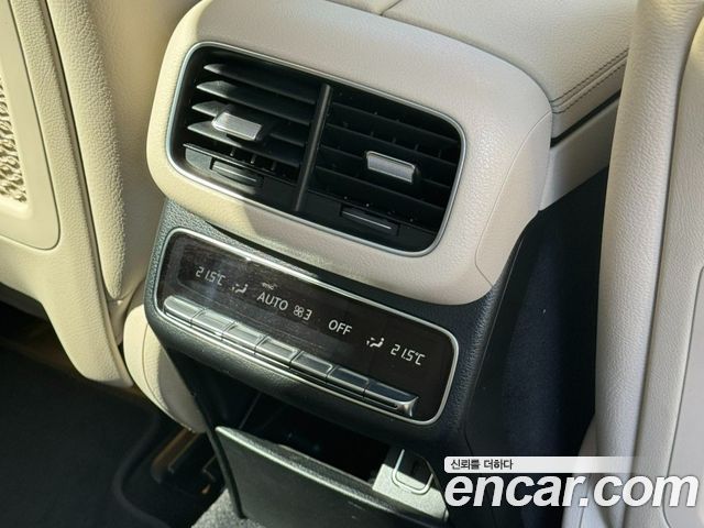 Mercedes-Benz GLE-Class 2021 — photo 16