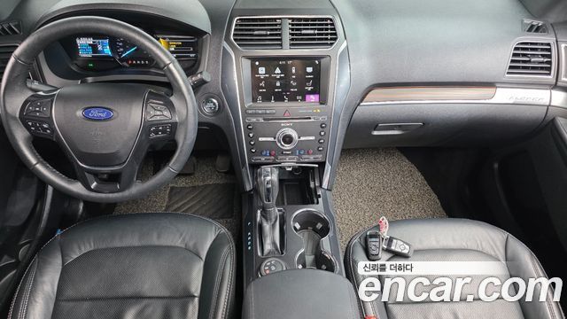 Ford Explorer 2018 — photo 7
