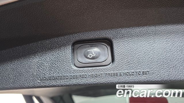 Ford Explorer 2018 — photo 20