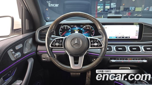 Mercedes-Benz GLS-Class 2021 — photo 18