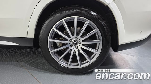 Mercedes-Benz GLS-Class 2021 — photo 7