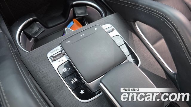 Mercedes-Benz GLS-Class 2021 — photo 32