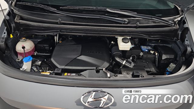 Hyundai Staria 2023 — photo 6