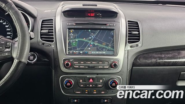 Kia Sorento 2013 — photo 14
