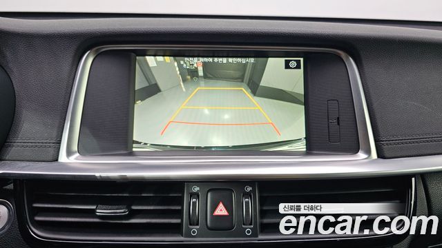Kia K5 2019 — photo 23