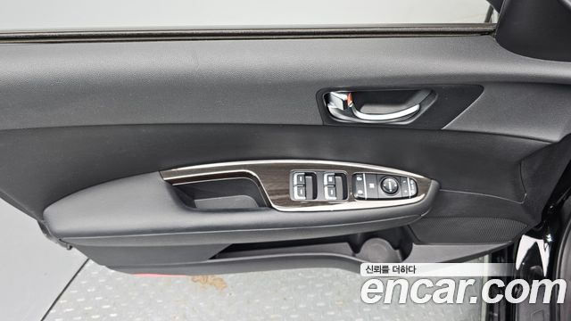 Kia K5 2019 — photo 14