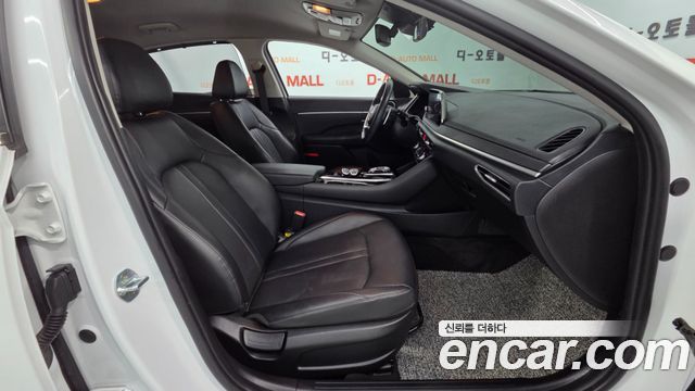 Hyundai Sonata 2020 — photo 11