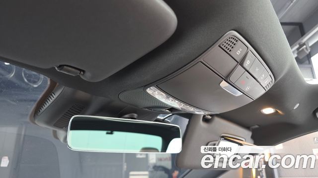 Mercedes-Benz E-Class 2022 — photo 30