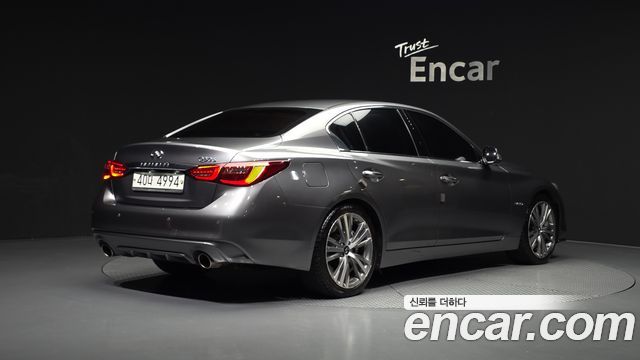 Infiniti Q50 2018 — photo 2