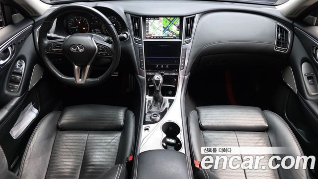 Infiniti Q50 2018 — photo 10