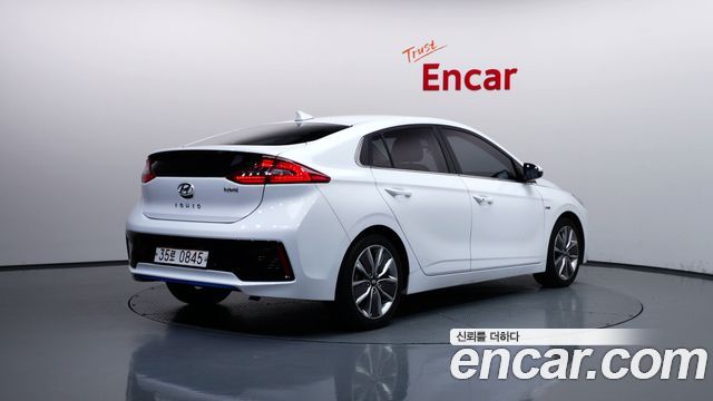 Hyundai Ioniq 2016 — photo 2