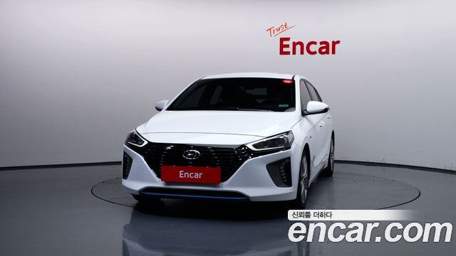 Hyundai Ioniq 2016 — photo 3