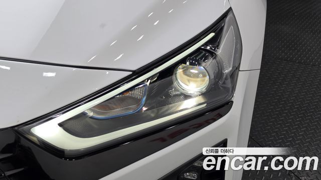 Hyundai Ioniq 2016 — photo 8