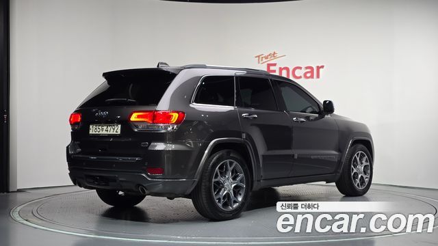 Jeep Cherokee 2019 — photo 2