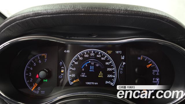 Jeep Cherokee 2019 — photo 8