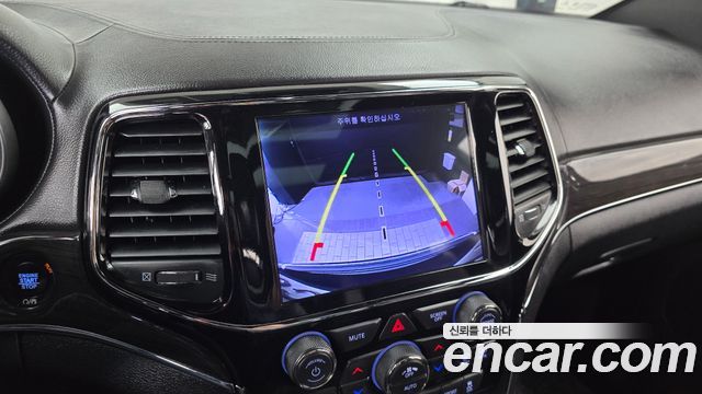 Jeep Cherokee 2019 — photo 15