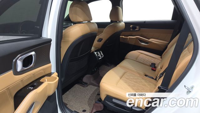 Kia Sorento 2023 — photo 16