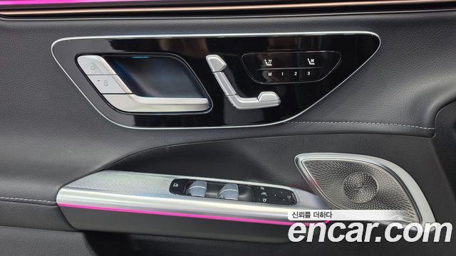 Mercedes-Benz EQE 2025 — photo 14