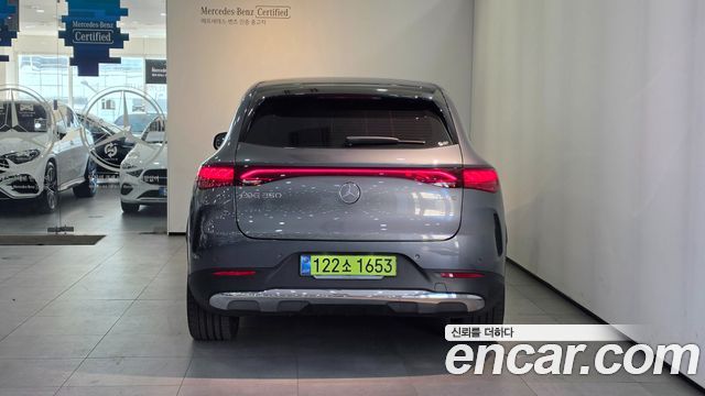Mercedes-Benz EQE 2025 — photo 20