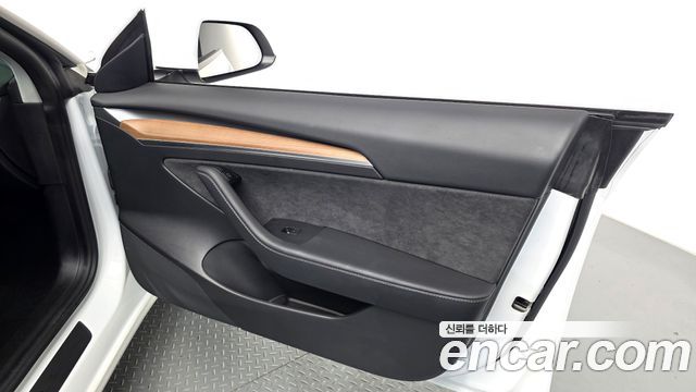 Tesla Model 3 2021 — photo 14