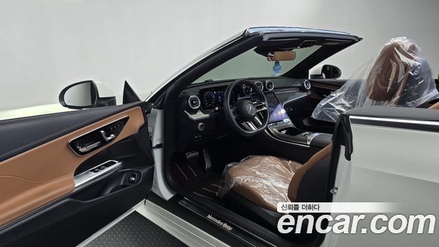 Mercedes-Benz CLE-Class 2024 — photo 13