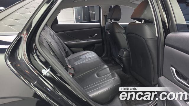 Hyundai AVANTE 2024 — photo 12