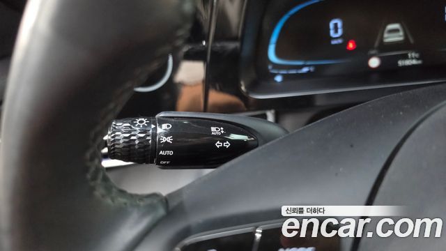 Hyundai AVANTE 2024 — photo 18