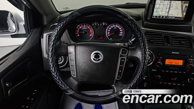 KG Mobility KORANDO 2015 — photo 13