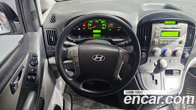 Hyundai Starex 2016 — photo 14