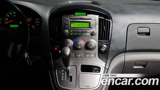Hyundai Starex 2016 — photo 15