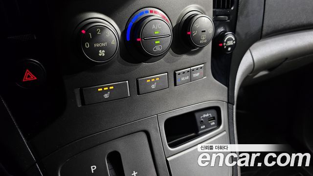 Hyundai Starex 2016 — photo 18