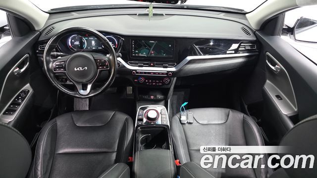 Kia Niro 2023 — photo 10
