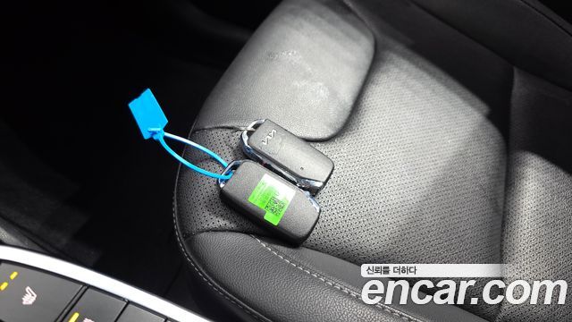 Kia Niro 2023 — photo 22