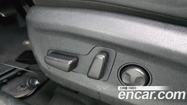 Kia Niro 2023 — photo 31