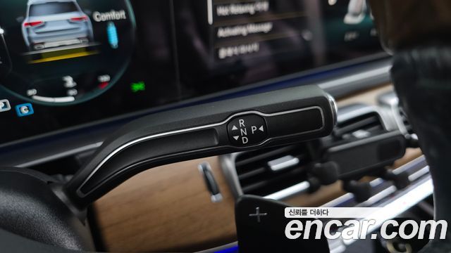 Mercedes-Benz GLS-Class 2021 — photo 12