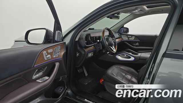 Mercedes-Benz GLS-Class 2021 — photo 13
