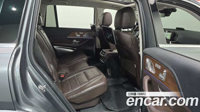 Mercedes-Benz GLS-Class 2021 — photo 17