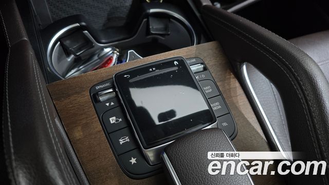 Mercedes-Benz GLS-Class 2021 — photo 23