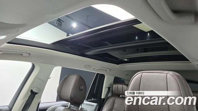 Mercedes-Benz GLS-Class 2021 — photo 25
