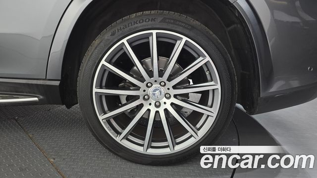 Mercedes-Benz GLS-Class 2021 — photo 7