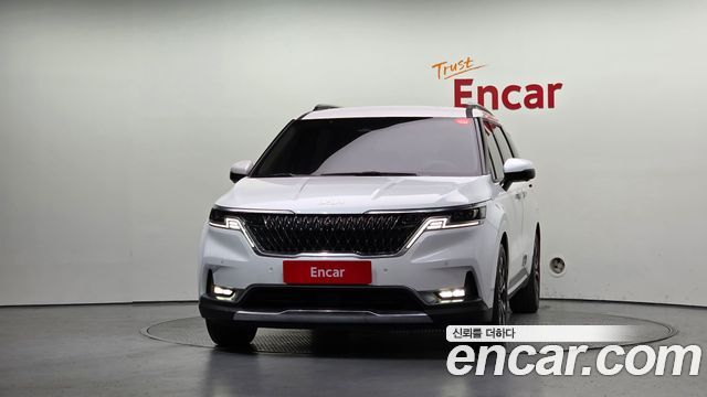 Kia Canival 2021 — photo 3