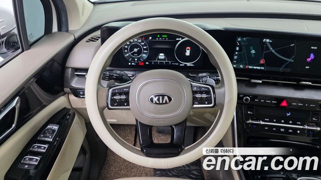 Kia Canival 2021 — photo 13