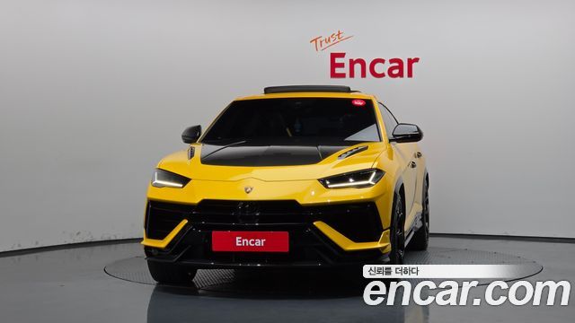 Lamborghini Urus 2024 — photo 3